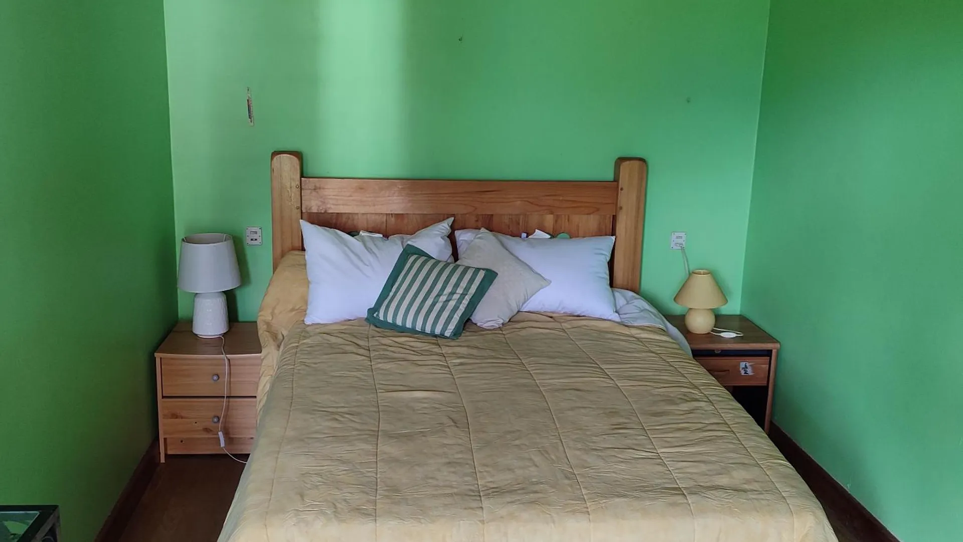 Les Catalpas Hotel Saint-Alban-de-Montbel Guest house